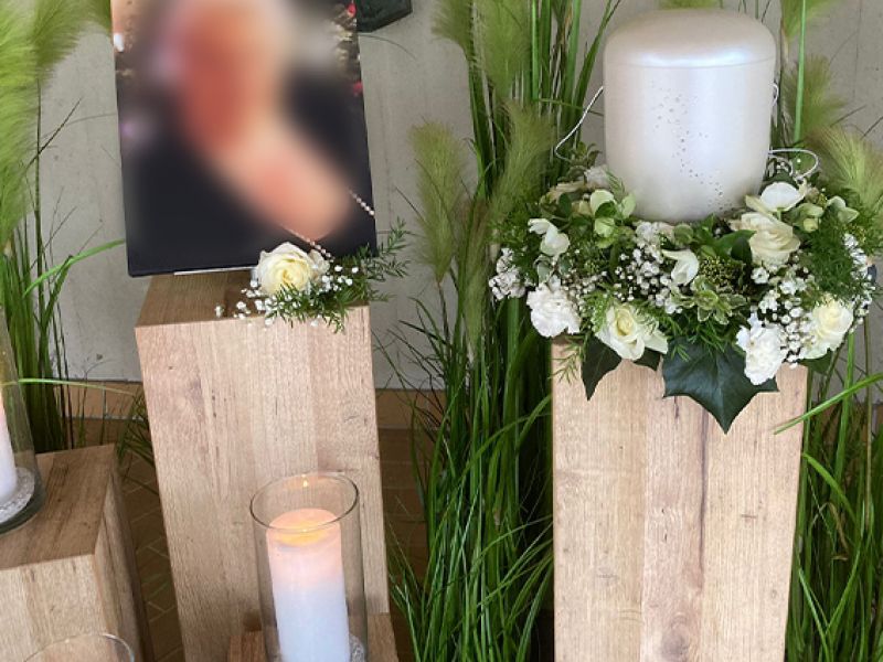 Gestaltung der Bestattung Aufbahrung bei Pietät Wegmann Aschaffenburg