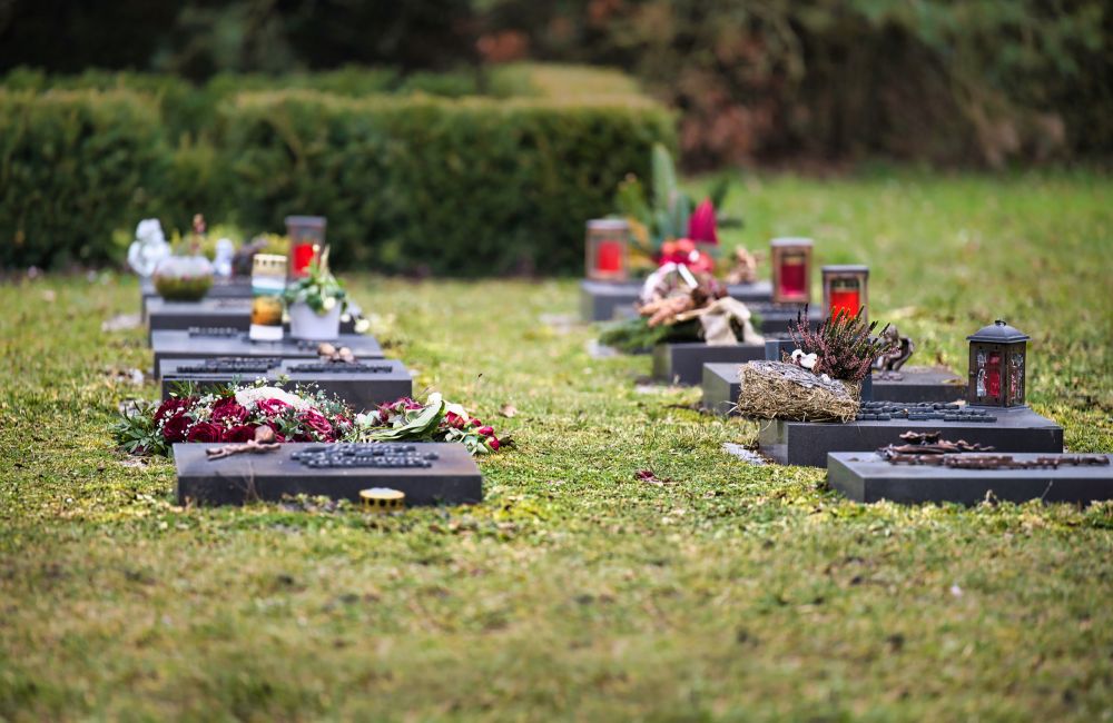 Feuerbestattung Urnengräber bei Pietät Wegmann in Aschaffenburg