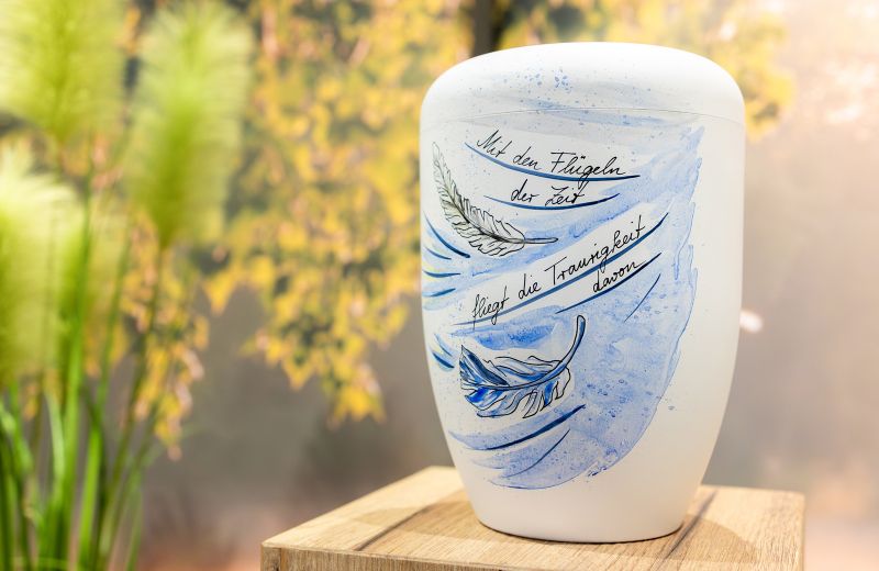 Auswahl Urnen Pietät Wegmann in Aschaffenburg