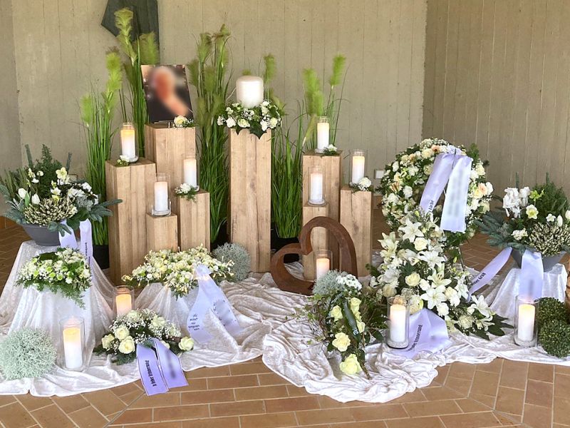 Gestaltung der Bestattung Aufbahrung bei Pietät Wegmann Aschaffenburg