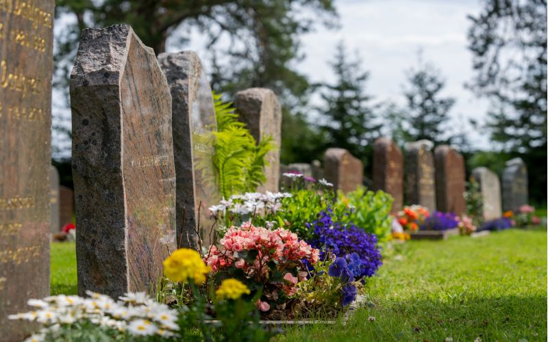 Die Grabstätte - Pietät Wegmann Aschaffenburg