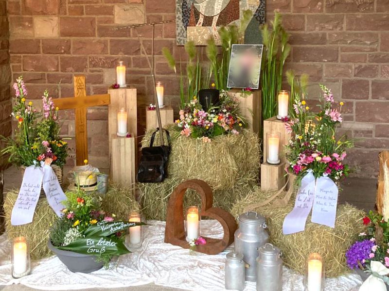 Gestaltung der Bestattung Aufbahrung bei Pietät Wegmann Aschaffenburg